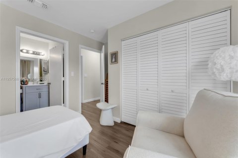 Снять в аренду квартиру в Дорал, Флорида 2 спальни, 110.55м2, № 2019595 - фото 11