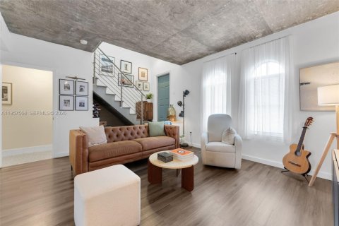 Квартира в Дорал, Флорида 2 спальни, 110.55м2 № 2019595