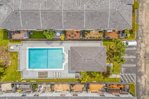 Снять в аренду квартиру в Дорал, Флорида 2 спальни, 110.55м2, № 2019595 - фото 19