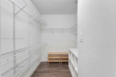 Снять в аренду квартиру в Дорал, Флорида 2 спальни, 110.55м2, № 2019595 - фото 14