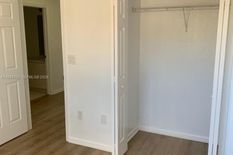 Adosado en venta en Homestead, Florida, 3 dormitorios, 120.96 m2 № 2002641 - foto 20