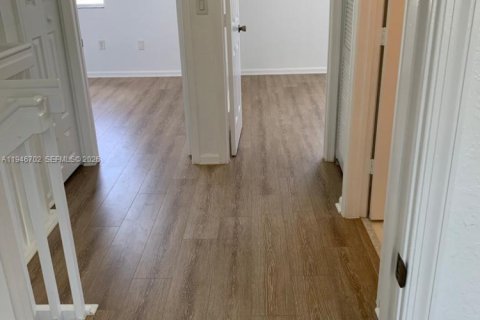 Adosado en venta en Homestead, Florida, 3 dormitorios, 120.96 m2 № 2002641 - foto 25