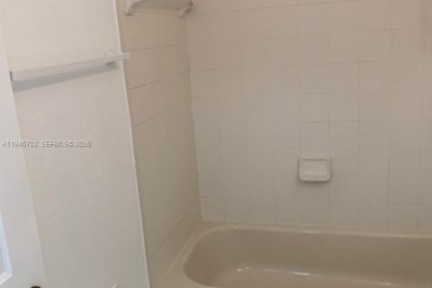 Adosado en venta en Homestead, Florida, 3 dormitorios, 120.96 m2 № 2002641 - foto 22