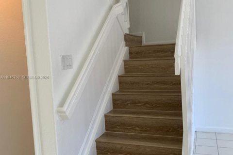 Adosado en venta en Homestead, Florida, 3 dormitorios, 120.96 m2 № 2002641 - foto 23