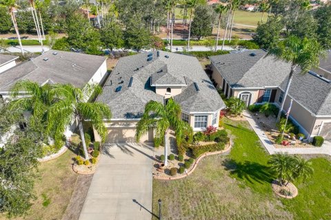 House in Sun City Center, Florida 2 bedrooms, 180.51 sq.m. № 1734742 - photo 5