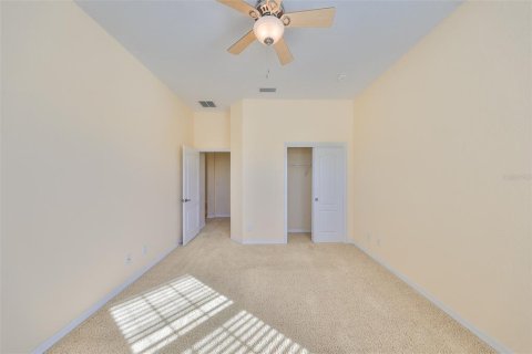 House in Sun City Center, Florida 2 bedrooms, 180.51 sq.m. № 1734742 - photo 10