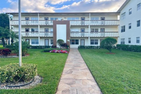 Condominio en venta en Boca Raton, Florida, 2 dormitorios, 78.04 m2 № 984065 - foto 1