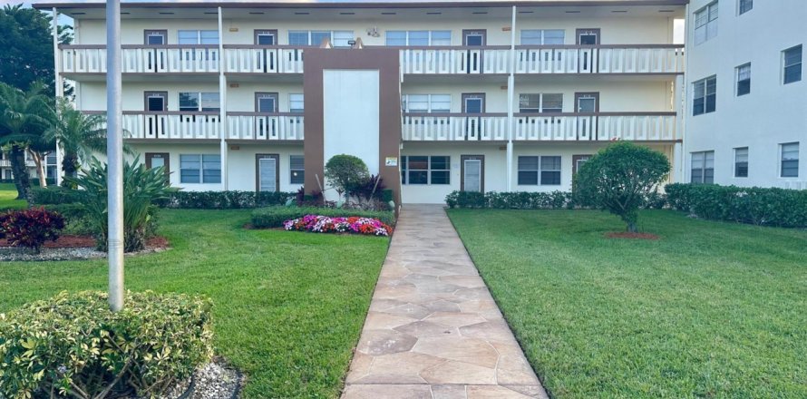 Condominio en Boca Raton, Florida, 2 dormitorios  № 984065