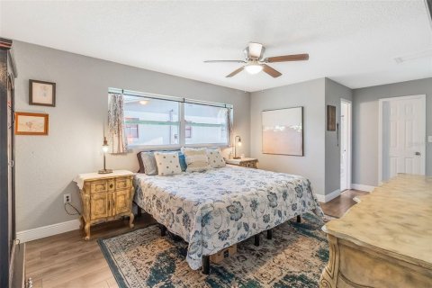 Casa en venta en Titusville, Florida, 4 dormitorios, 183.95 m2 № 1855734 - foto 20