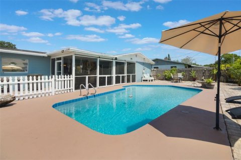 Casa en venta en Titusville, Florida, 4 dormitorios, 183.95 m2 № 1855734 - foto 16