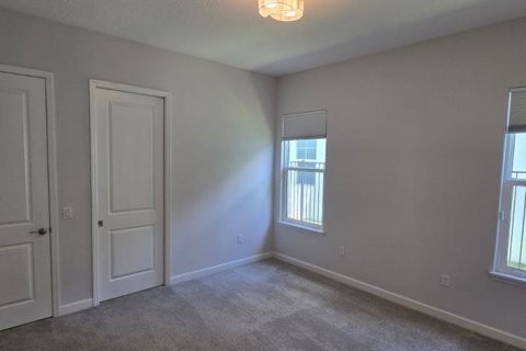House in Davenport, Florida 4 bedrooms, 291.25 sq.m. № 1881081 - photo 30
