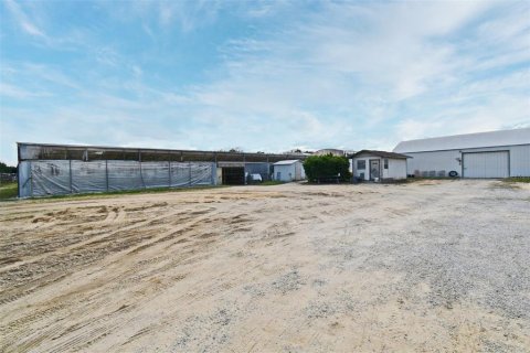 Купить коммерческую недвижимость в Юстис, Флорида 214.6м2, № 1640224 - фото 4
