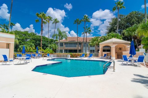 Condo in Palm Beach Gardens, Florida, 3 bedrooms № 2088399 - photo 19
