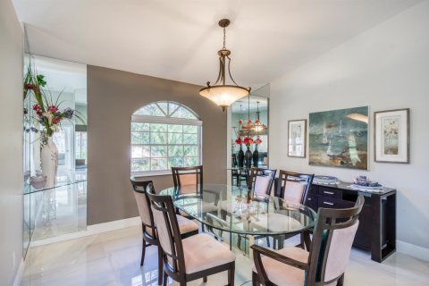 Condo in Palm Beach Gardens, Florida, 3 bedrooms № 2088399 - photo 10