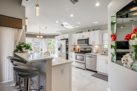 Condo in Palm Beach Gardens, Florida, 3 bedrooms № 2088399 - photo 5