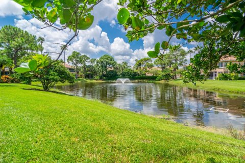 Condo in Palm Beach Gardens, Florida, 3 bedrooms № 2088399 - photo 18