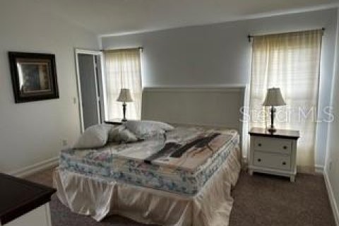 House in Kissimmee, Florida 4 bedrooms, 163.51 sq.m. № 1839904 - photo 13