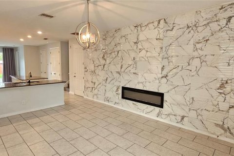 Villa ou maison à louer à Davenport, Floride: 6 chambres, 230.68 m2 № 2381139 - photo 3
