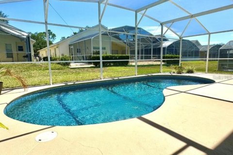 House in Haines City, Florida 5 bedrooms, 207.73 sq.m. № 2199547 - photo 4
