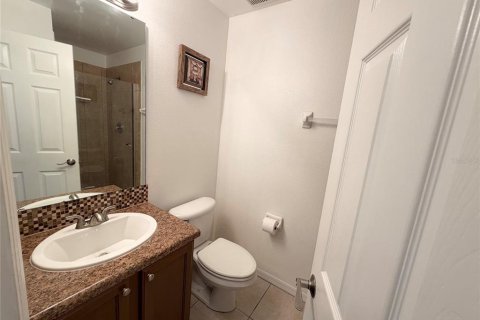 House in Haines City, Florida 5 bedrooms, 207.73 sq.m. № 2199547 - photo 18