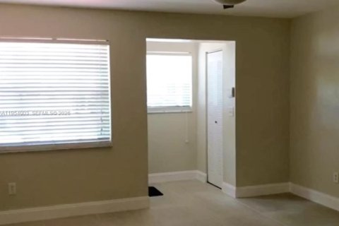 Купить таунхаус в Купер-Сити, Флорида 3 спальни, 138.24м2, № 2008267 - фото 10