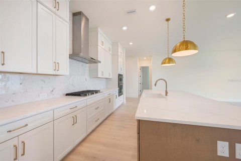 Villa ou maison à vendre à Venice, Floride: 4 chambres, 255.39 m2 № 2208590 - photo 4
