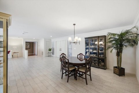 House in Clearwater, Florida 5 bedrooms, 320.14 sq.m. № 2418844 - photo 9