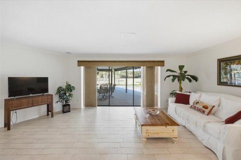 House in Clearwater, Florida 5 bedrooms, 320.14 sq.m. № 2418844 - photo 8