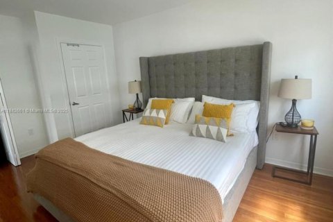 Copropriété à vendre à Miami, Floride: 3 chambres, 136.57 m2 № 1940273 - photo 11