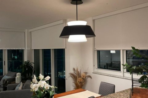 Copropriété à vendre à Miami, Floride: 3 chambres, 136.57 m2 № 1940273 - photo 10