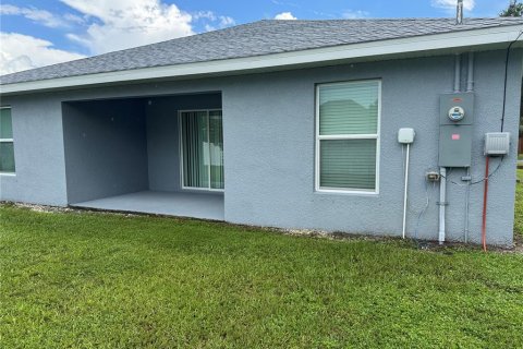 Casa en alquiler en Port Charlotte, Florida, 3 dormitorios, 143.35 m2 № 1899672 - foto 3