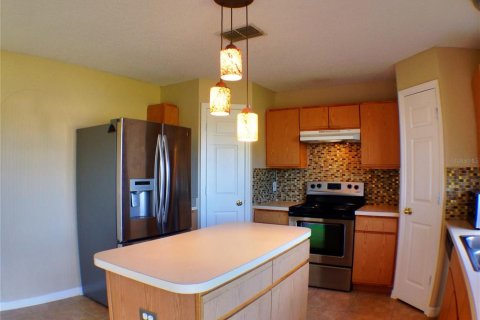 Casa en alquiler en Orlando, Florida, 5 dormitorios, 200.3 m2 № 2122281 - foto 3