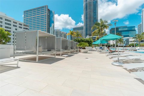 Condominio en venta en Miami, Florida, 2 dormitorios, 119.75 m2 № 1923579 - foto 17