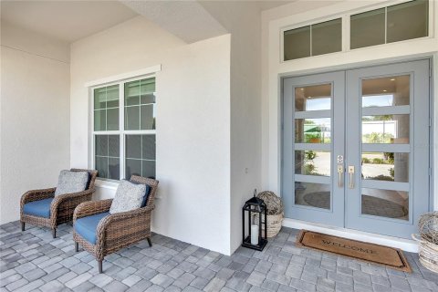 House in Bradenton, Florida 4 bedrooms, 374.21 sq.m. № 1720112 - photo 8