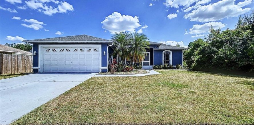 House in Lutz, Florida 3 bedrooms, 144.28 sq.m. № 1674081