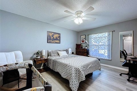 House in Lutz, Florida 3 bedrooms, 144.28 sq.m. № 1674081 - photo 30