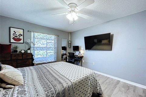 House in Lutz, Florida 3 bedrooms, 144.28 sq.m. № 1674081 - photo 26
