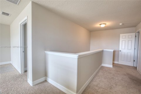 Купить виллу или дом в Киссимми, Флорида 7 комнат, № 2033750 - фото 26