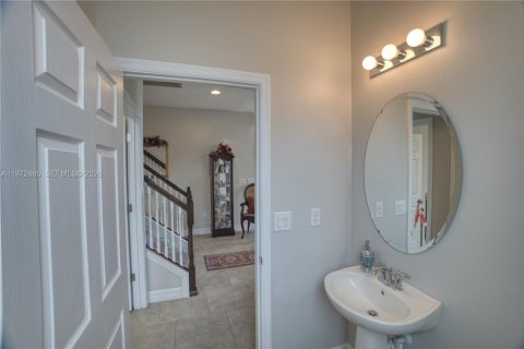 Купить виллу или дом в Киссимми, Флорида 7 комнат, № 2033750 - фото 10