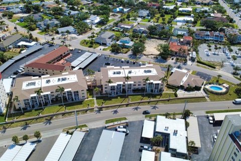 Condo in Venice, Florida, 1 bedroom  № 2212807 - photo 12