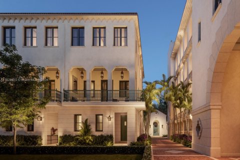 Townhouse in Coral Gables, Florida 4 bedrooms, 301.56 sq.m. № 1019470 - photo 5