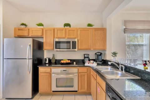 Touwnhouse à vendre à Kissimmee, Floride: 4 chambres, 172.05 m2 № 2306148 - photo 20