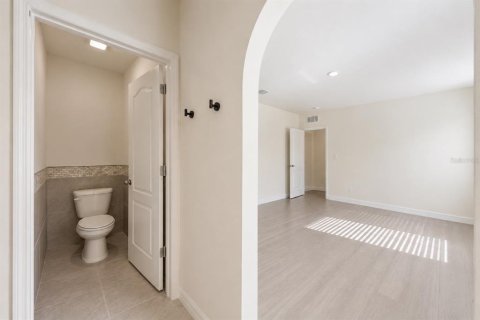 Villa ou maison à vendre à New Smyrna Beach, Floride: 3 chambres, 162.02 m2 № 2324376 - photo 28