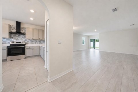 Villa ou maison à vendre à New Smyrna Beach, Floride: 3 chambres, 162.02 m2 № 2324376 - photo 7