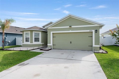 Villa ou maison à vendre à New Smyrna Beach, Floride: 3 chambres, 162.02 m2 № 2324376 - photo 4
