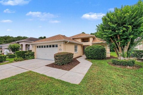 Casa en New Port Richey, Florida 3 dormitorios, 180.97 m2 № 2109479