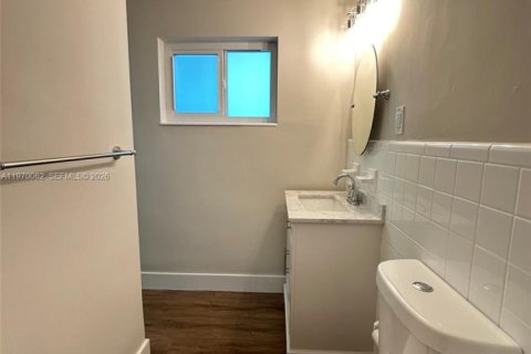 Villa ou maison à vendre à Miami Gardens, Floride: 3 chambres, 148.09 m2 № 2030876 - photo 20