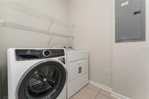 Adosado en venta en Windermere, Florida, 3 dormitorios, 156.08 m2 № 2149055 - foto 15