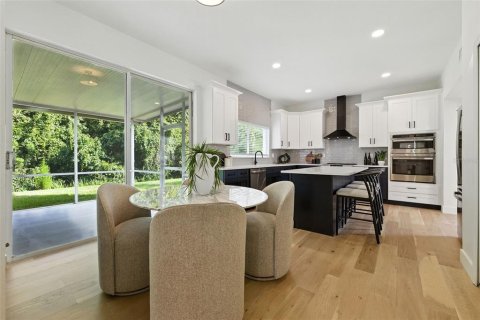 House in Wesley Chapel, Florida 4 bedrooms, 297.66 sq.m. № 1884132 - photo 18