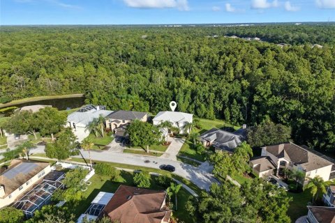 House in Wesley Chapel, Florida 4 bedrooms, 297.66 sq.m. № 1884132 - photo 2